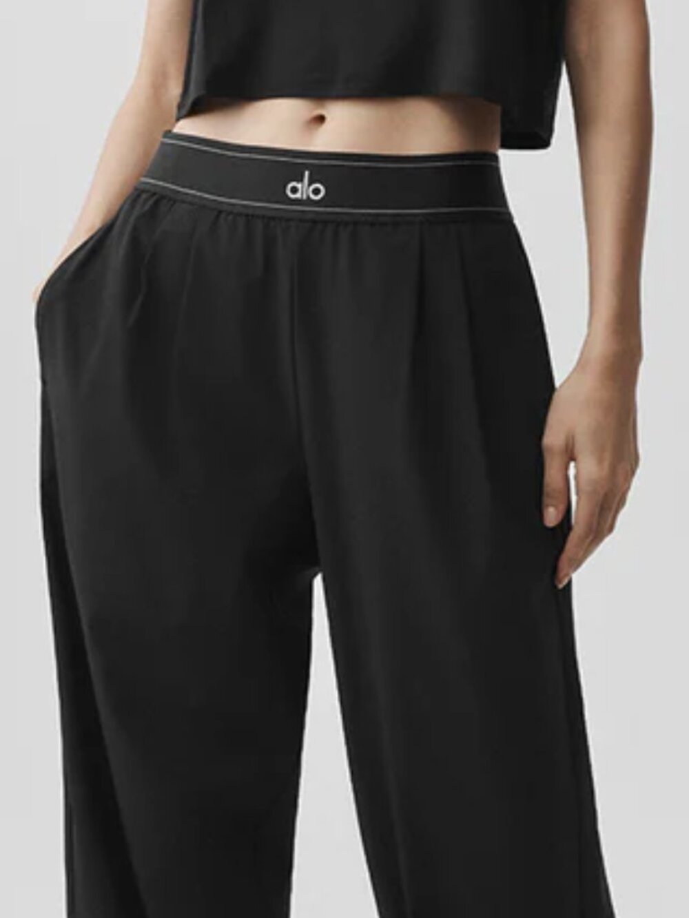 Brand New🥂ALO Yoga Suit Up Trouser Black 👖 Elevated Minimalist Pants - Picture 2 of 8